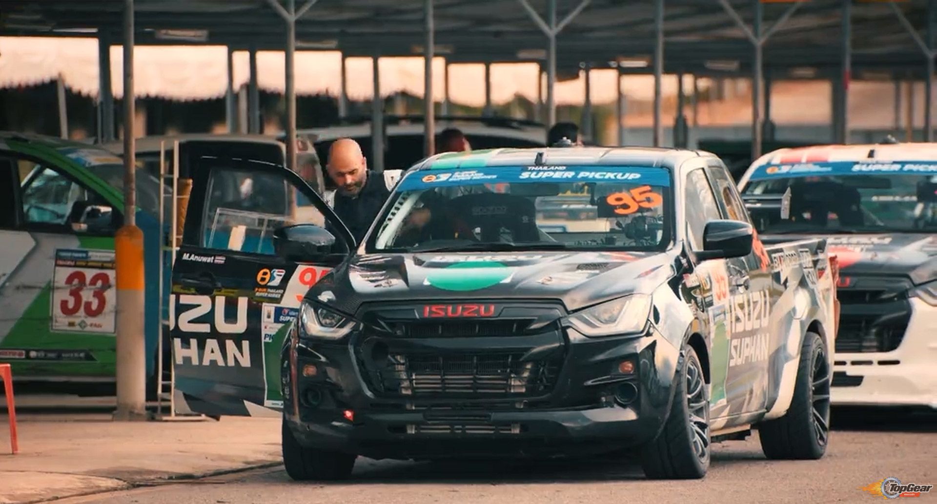 33 сезон 1 серия